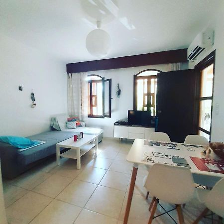 Το Σπίτι Με Το Πηγάδι - Wellcottage Thassos Skala Kallirakhis Ngoại thất bức ảnh